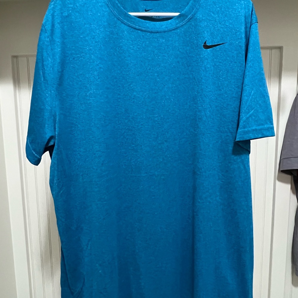 Nike Men's Teal Short Sleeve Tee